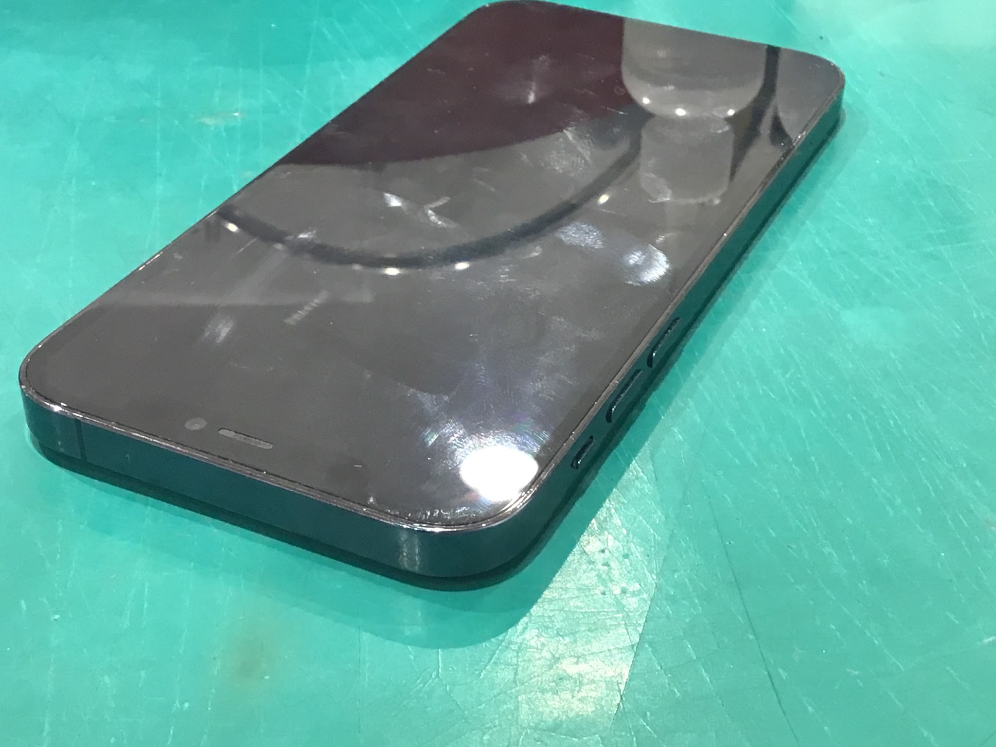 最短60分で対応出来ます。iPhoneシリーズのバッテリー交換は丸井錦糸町店まで。【スマホ修理工房丸井錦糸町店】